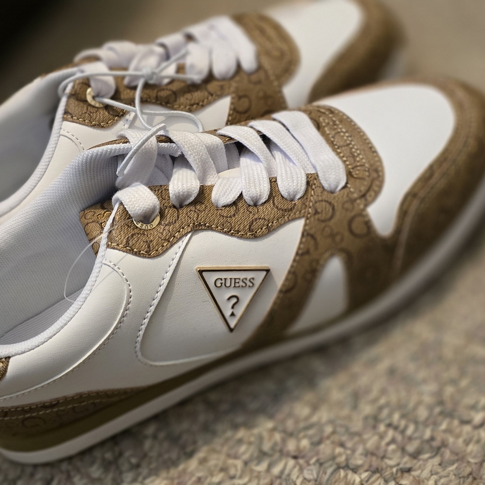 GUESS Women White and Brown Sneakers